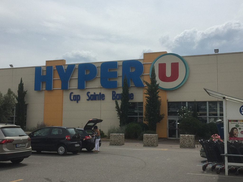 Hyper U food store