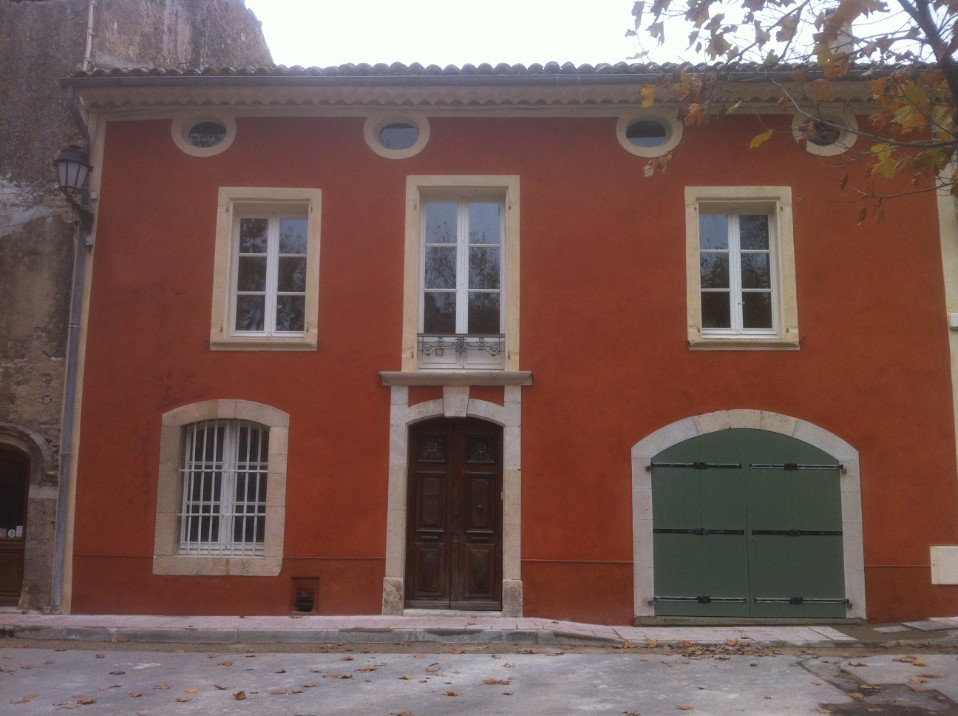 Asymmetrical house front
